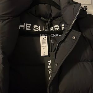 Aritzia - Superpuff Vest